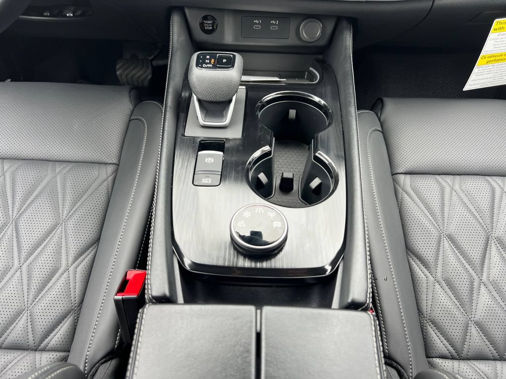 New 2026 Nissan Rogue Platinum AWD/4WD image 12
