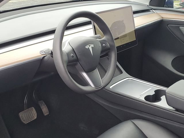 Used 2023 Tesla Model Y Long Range image 8