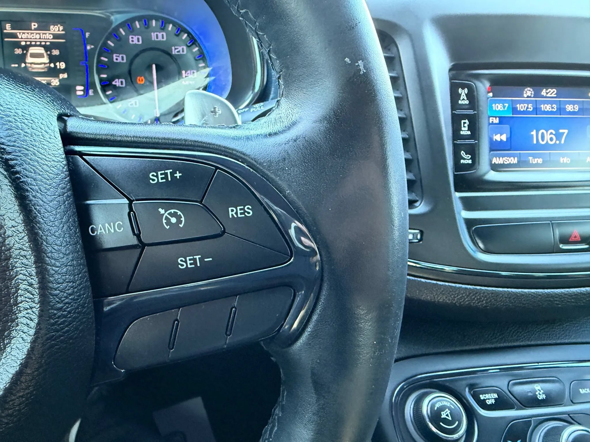 Used 2015 Chrysler 200 S FWD image 22