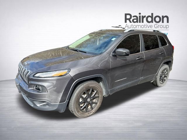 Used 2018 Jeep Cherokee Latitude Plus w/ Comfort/Convenience Group image 34