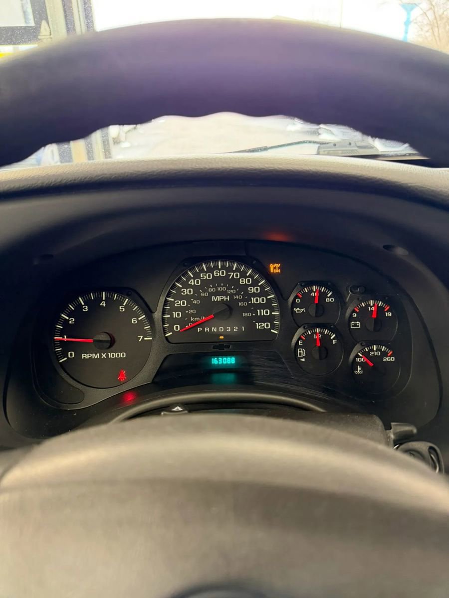 Used 2008 Chevrolet TrailBlazer LT w/ Sun And Sound Package image 24