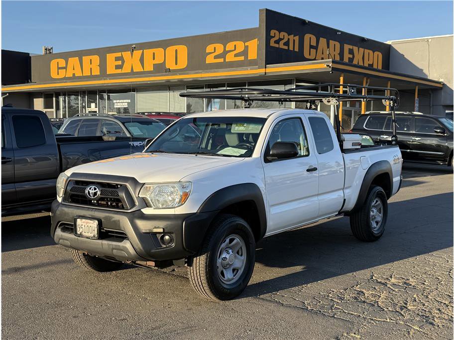 Used 2013 Toyota Tacoma 4x4 Access Cab w/ Convenience Pkg image 1