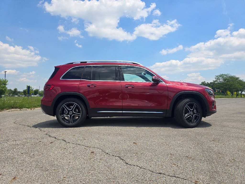 New 2026 Mercedes-Benz GLB 250 4MATIC image 17
