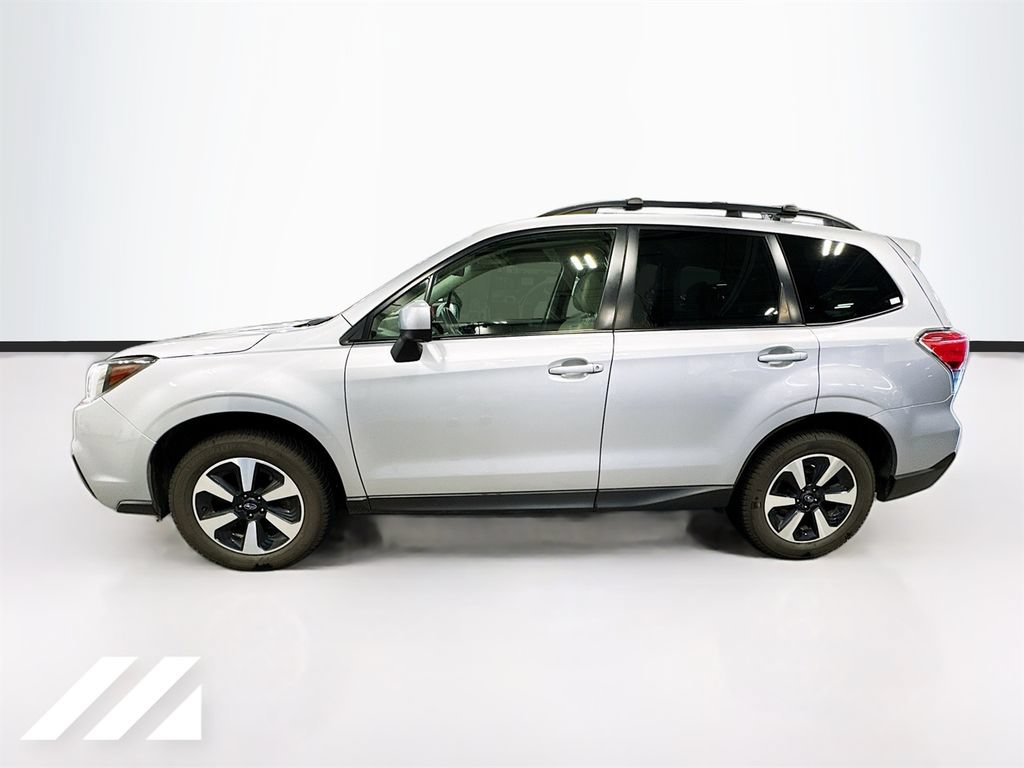 Used 2018 Subaru Forester 2.5i Premium AWD/4WD image 8