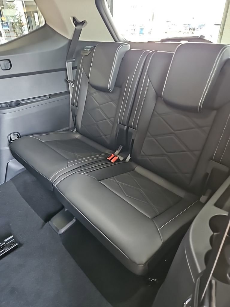 New 2026 Volkswagen Atlas SE image 26