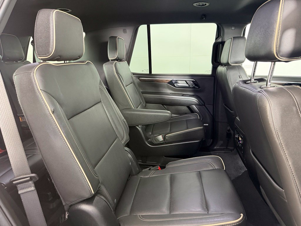 Used 2025 Chevrolet Tahoe Premier RWD image 19