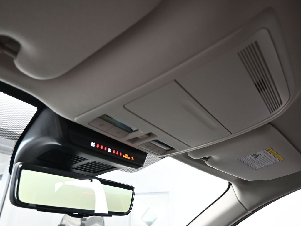 Used 2025 MAZDA CX-90 Plug-In Hybrid w/ Preferred image 21