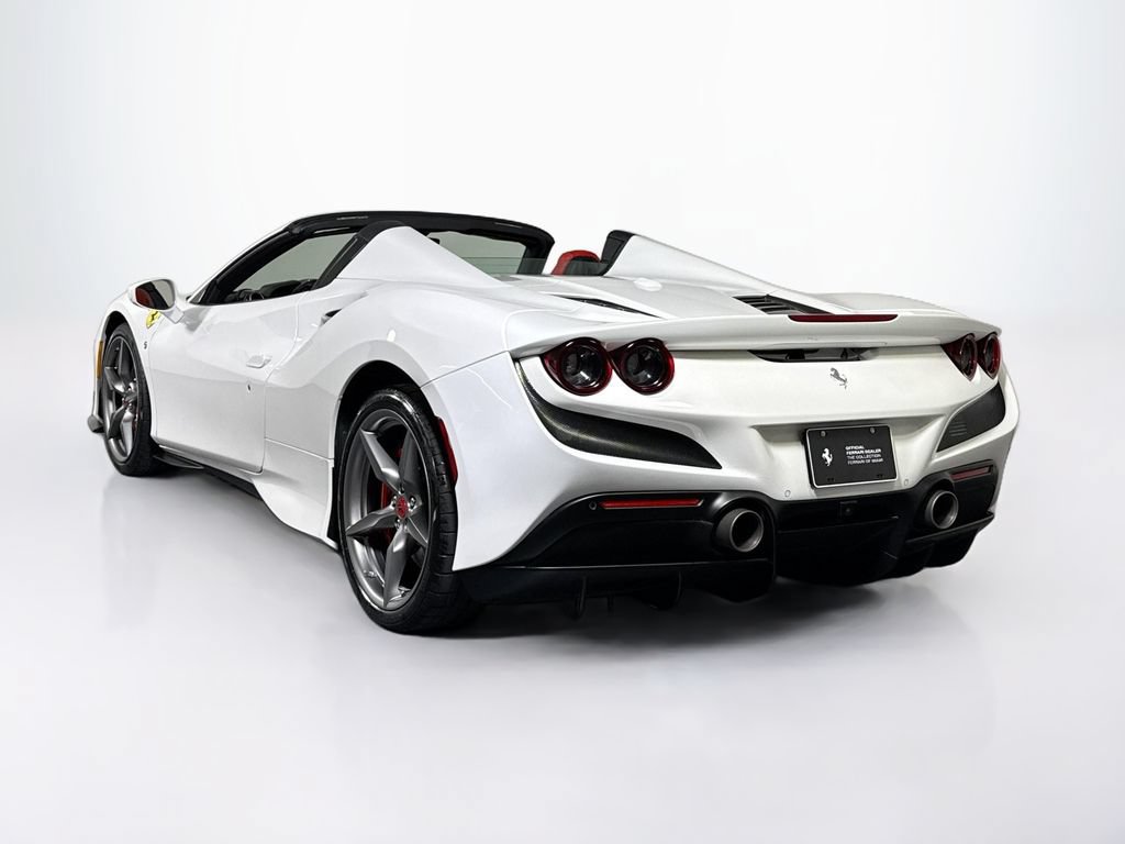 Certified 2022 Ferrari F8 Tributo RWD image 2