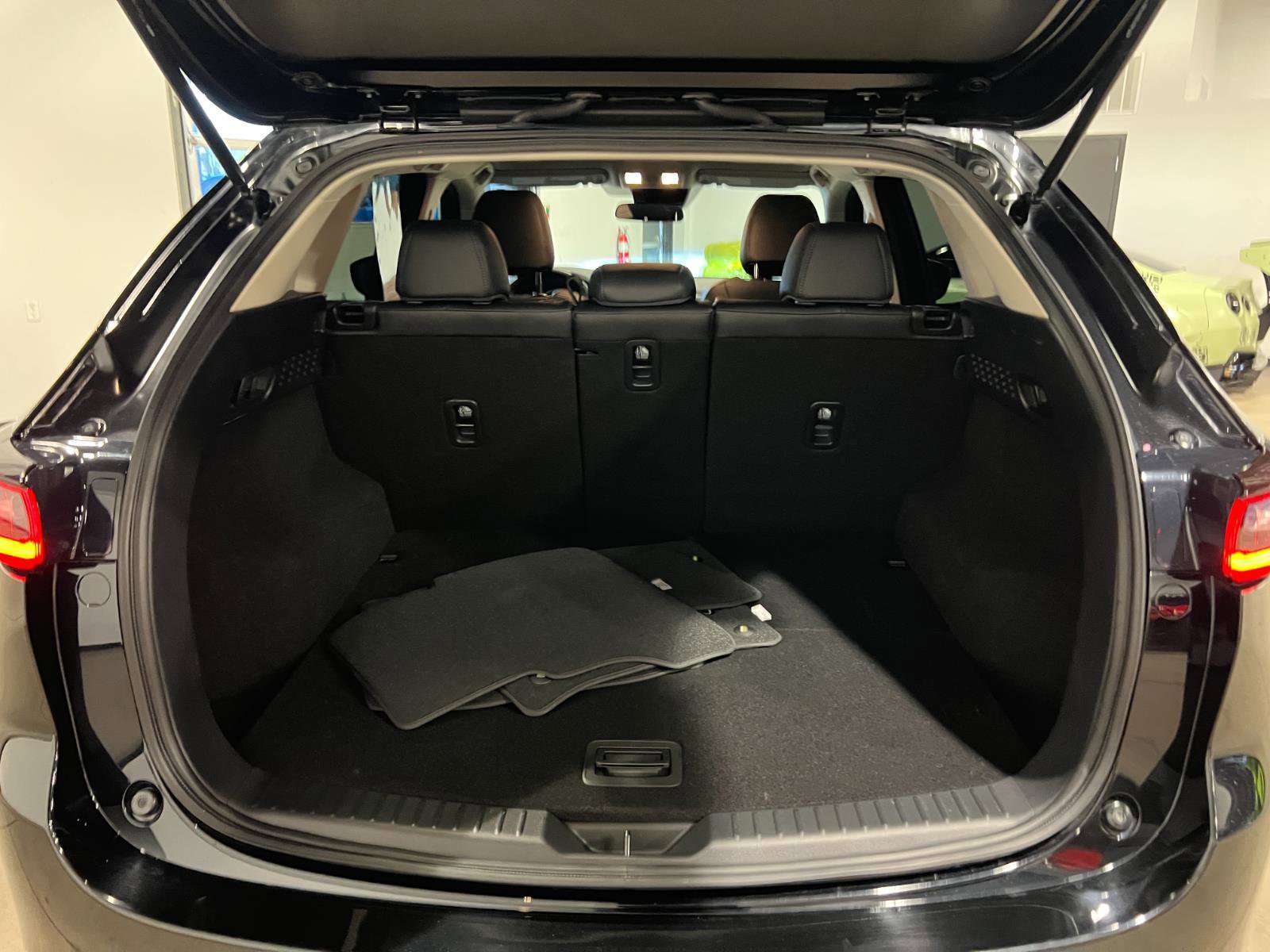 Used 2023 MAZDA CX-5 AWD 2.5 S w/ Select Package image 31