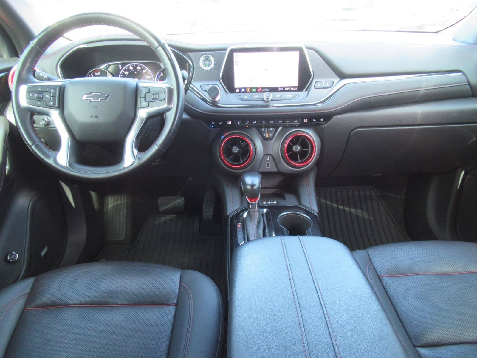 Used 2022 Chevrolet Blazer RS w/ Enhanced Convenience Package FWD image 12