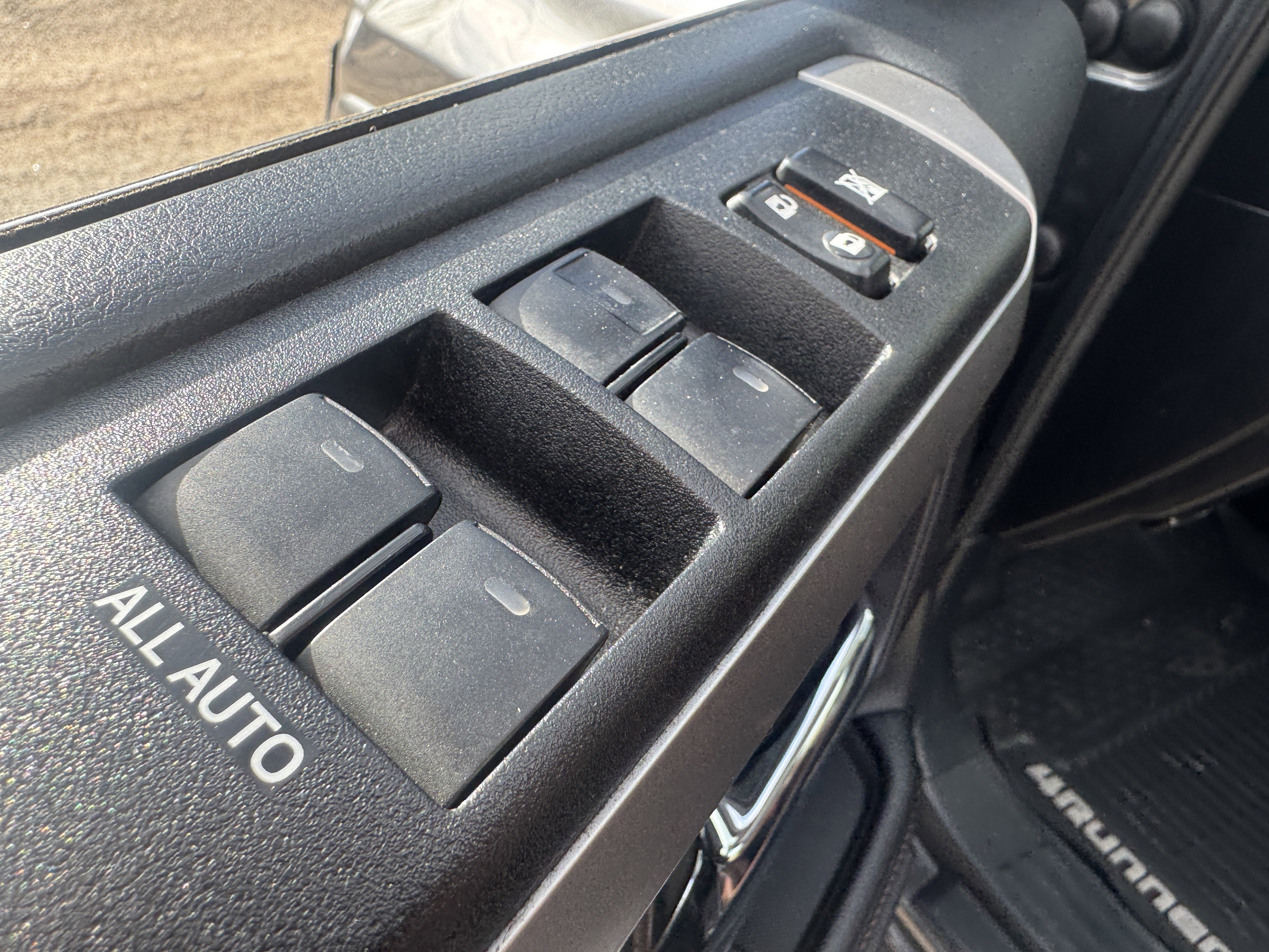 Used 2019 Toyota 4Runner Limited AWD/4WD image 19