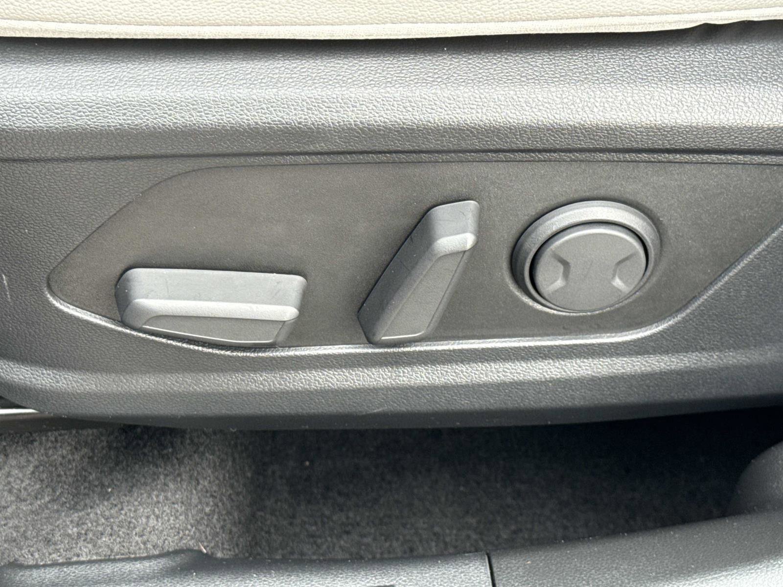 Certified 2025 Hyundai Tucson SEL image 16