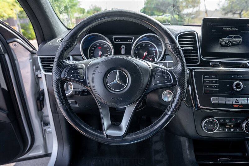 Used 2017 Mercedes-Benz GLS 450 4MATIC image 11