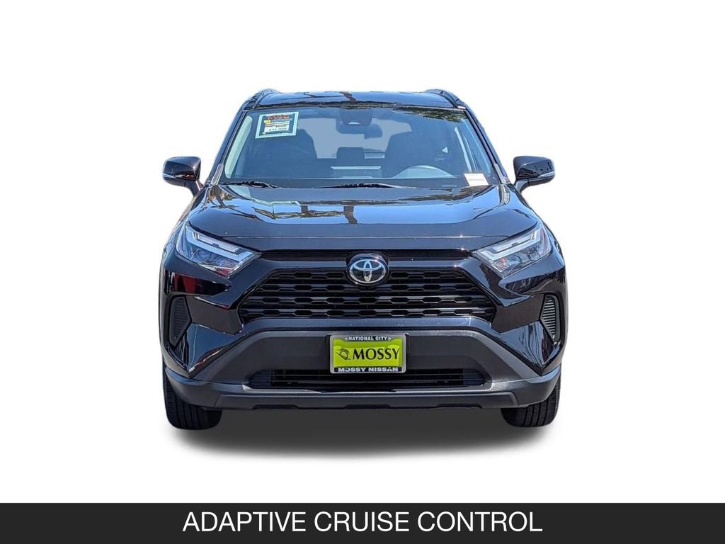 Used 2024 Toyota RAV4 XLE AWD/4WD image 4
