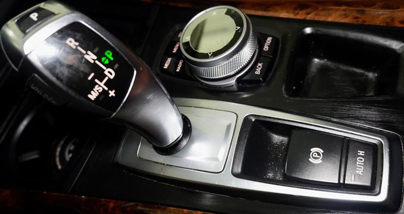 Used 2013 BMW X5 xDrive50i image 29