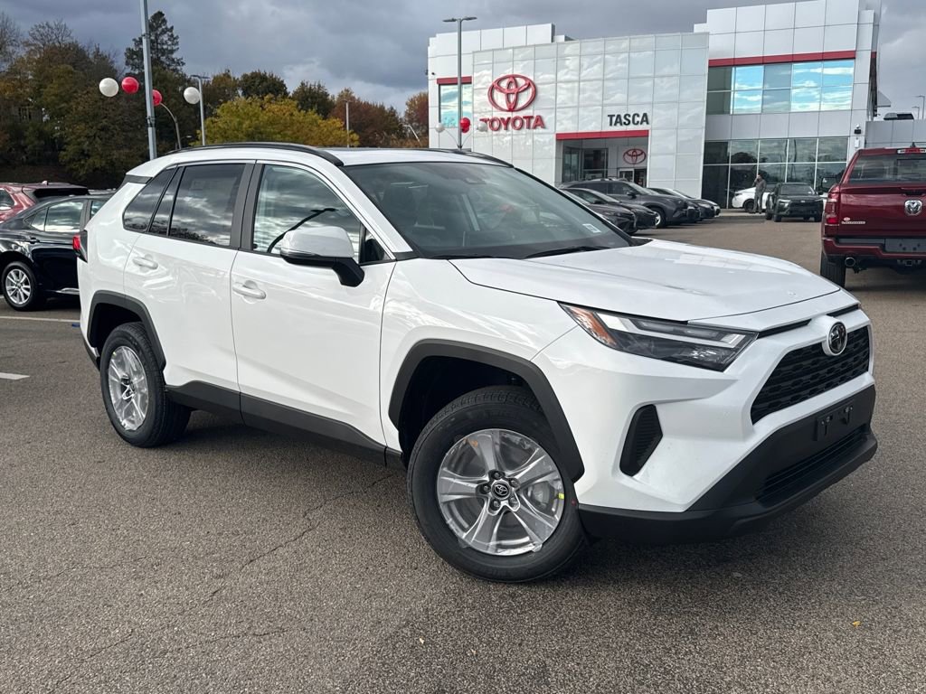 New 2025 Toyota RAV4 XLE
