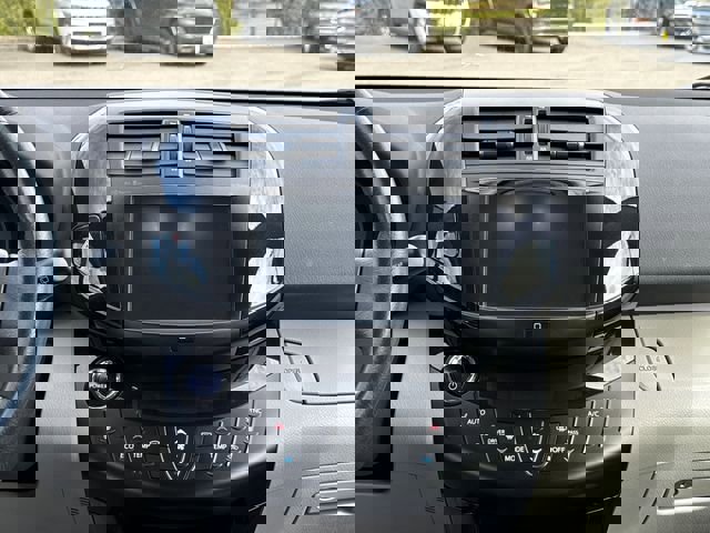 Used 2014 Toyota RAV4 EV FWD image 15