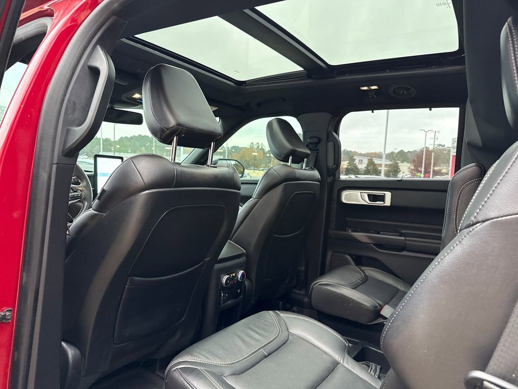 Used 2020 Ford Explorer ST w/ ST Street Pack image 28