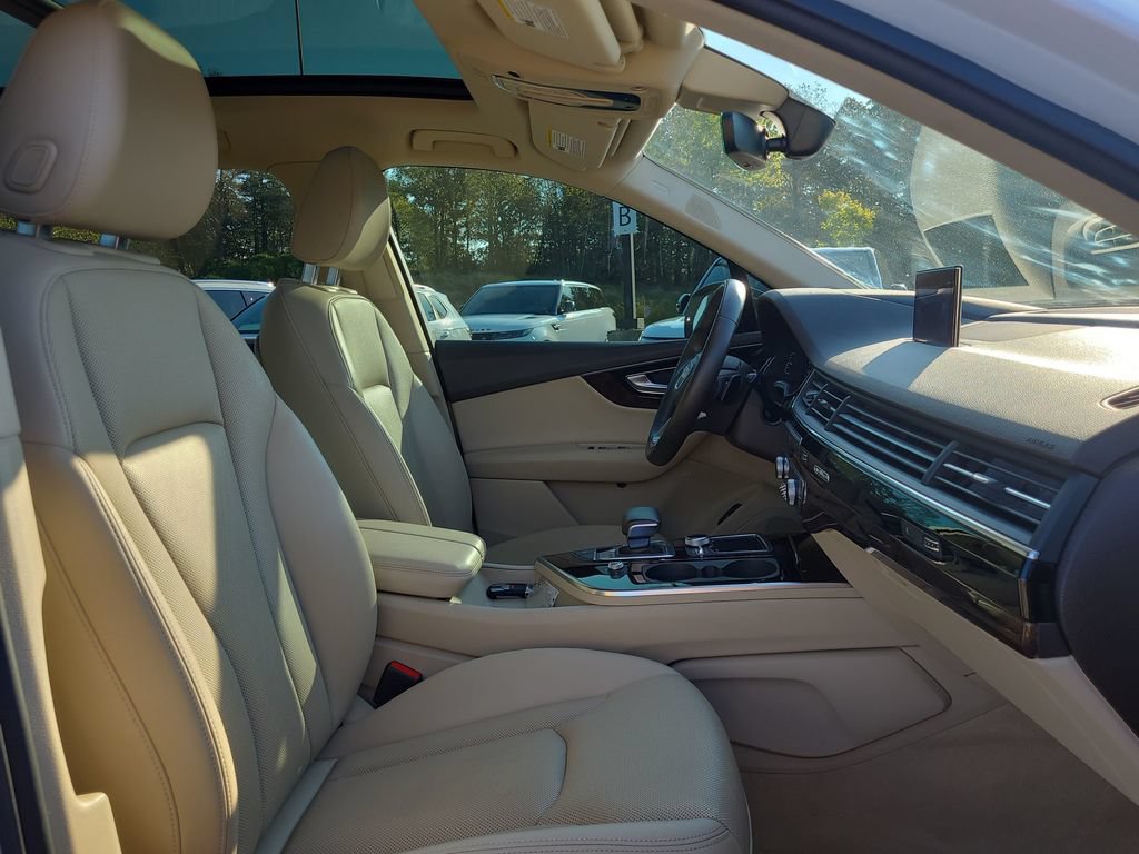 Used 2019 Audi Q7 3.0T Prestige w/ Prestige Package AWD/4WD image 20