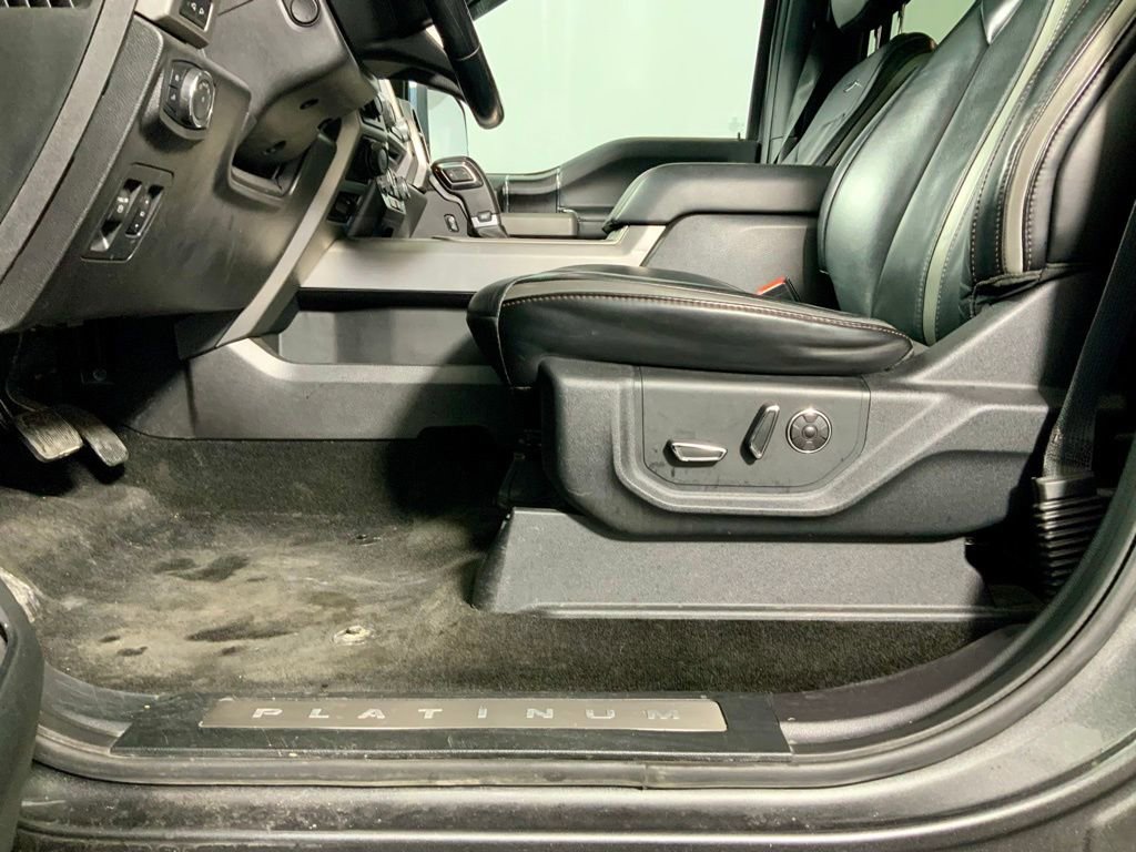 Used 2018 Ford F150 Platinum w/ Equipment Group 701A Luxury image 18