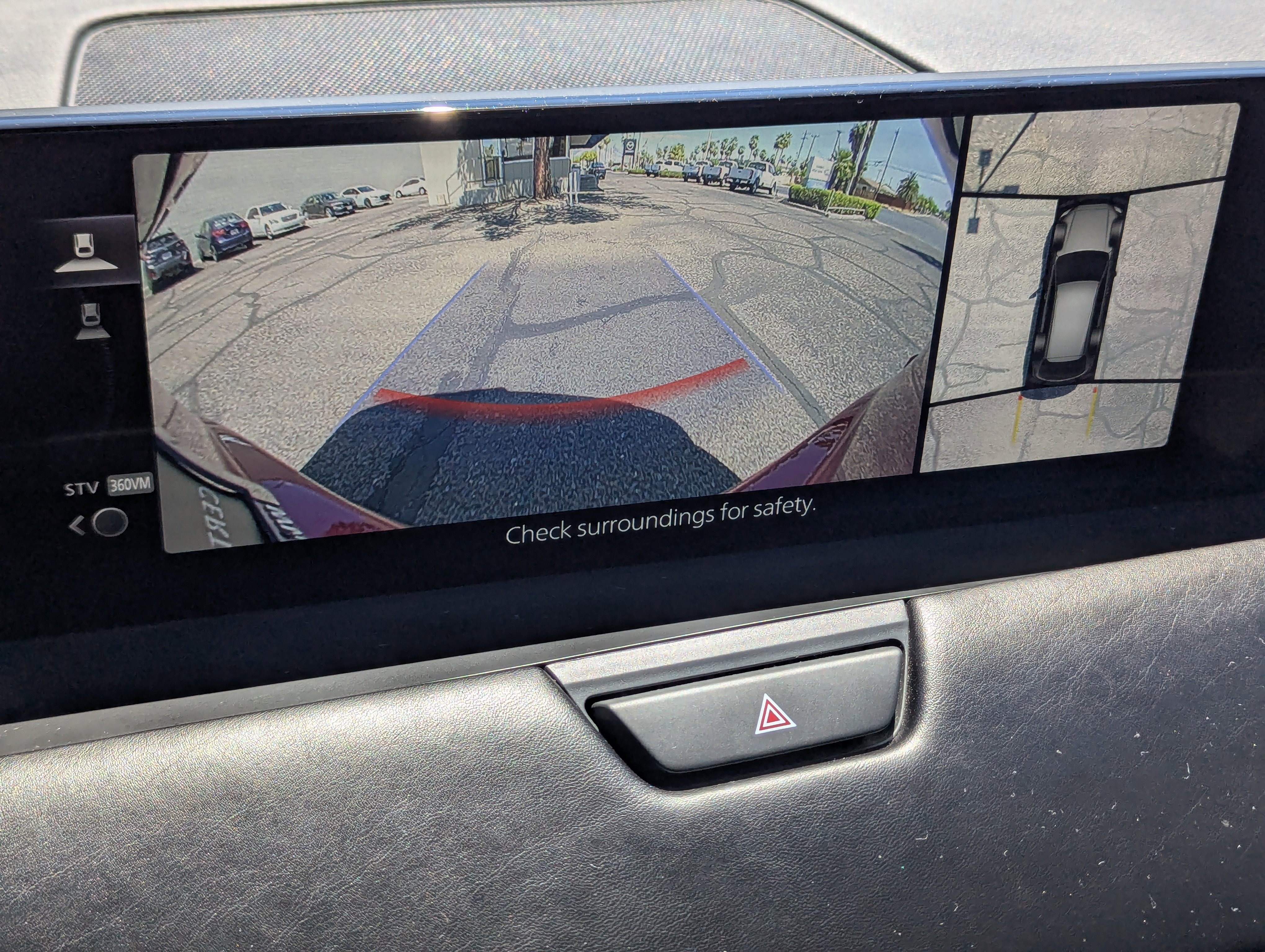 Certified 2025 MAZDA CX-70 Plug-In Hybrid w/ Premium Plus AWD/4WD image 11