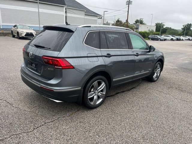Used 2020 Volkswagen Tiguan SEL AWD/4WD image 4
