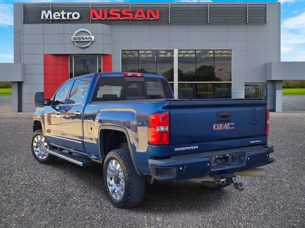 Used 2016 GMC Sierra 2500 Denali w/ Duramax Plus Package image 4