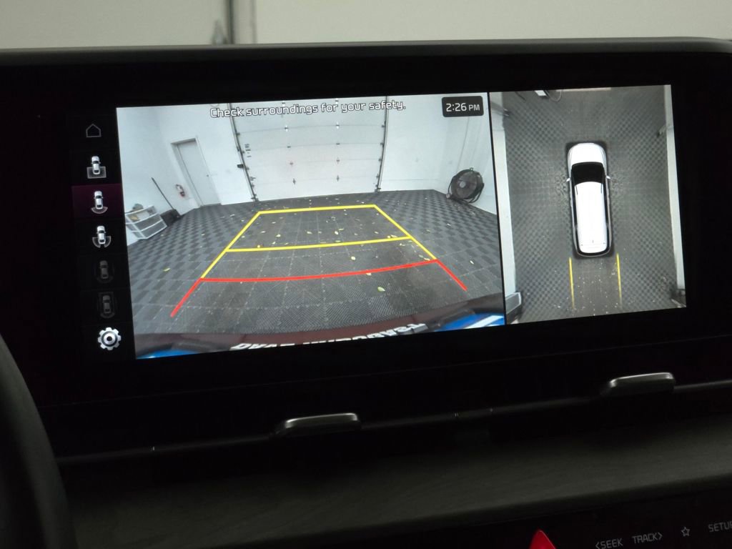 Used 2024 Kia Carnival SX image 4