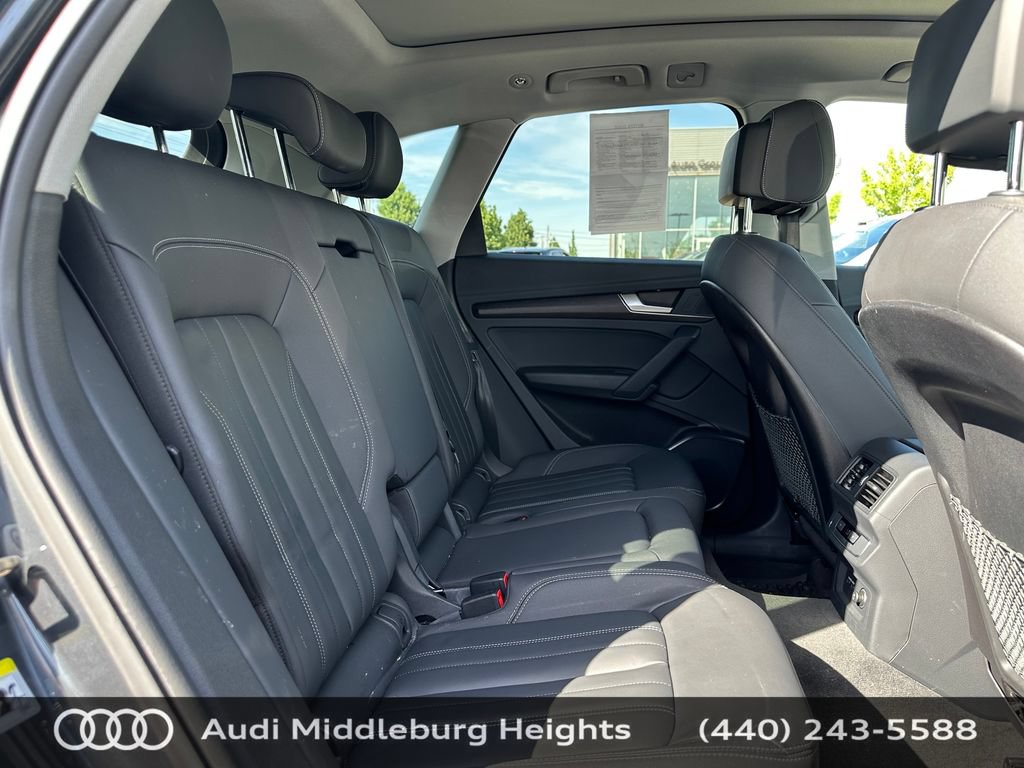 Used 2023 Audi Q5 2.0T Premium w/ Convenience Package AWD/4WD image 27