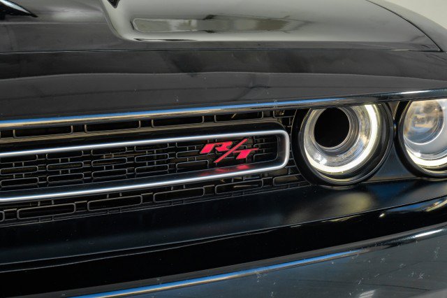 Used 2015 Dodge Challenger R/T Scat Pack RWD image 48