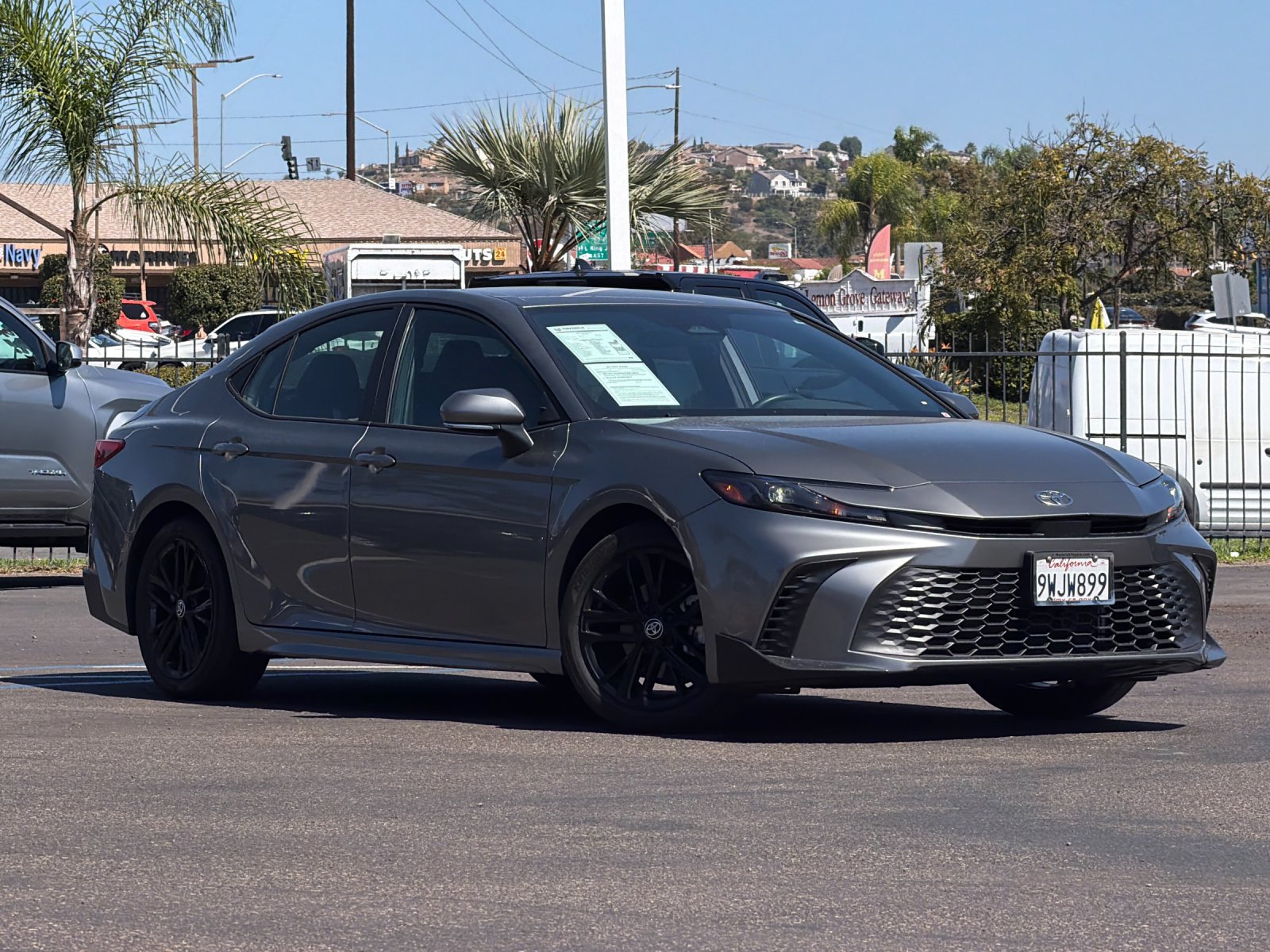 Used 2026 Toyota Camry SE FWD image 8