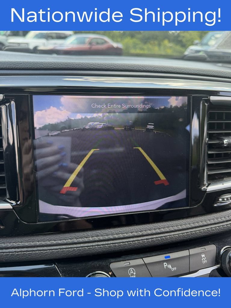 Used 2020 Chrysler Pacifica Limited FWD image 25