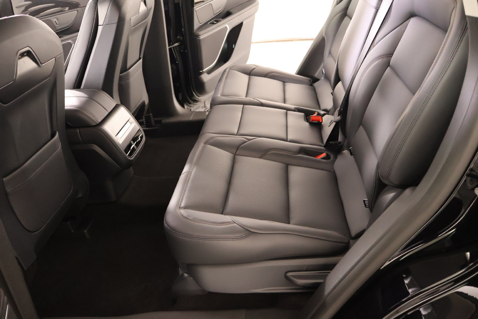 New 2026 Lincoln Nautilus Premier AWD/4WD image 13