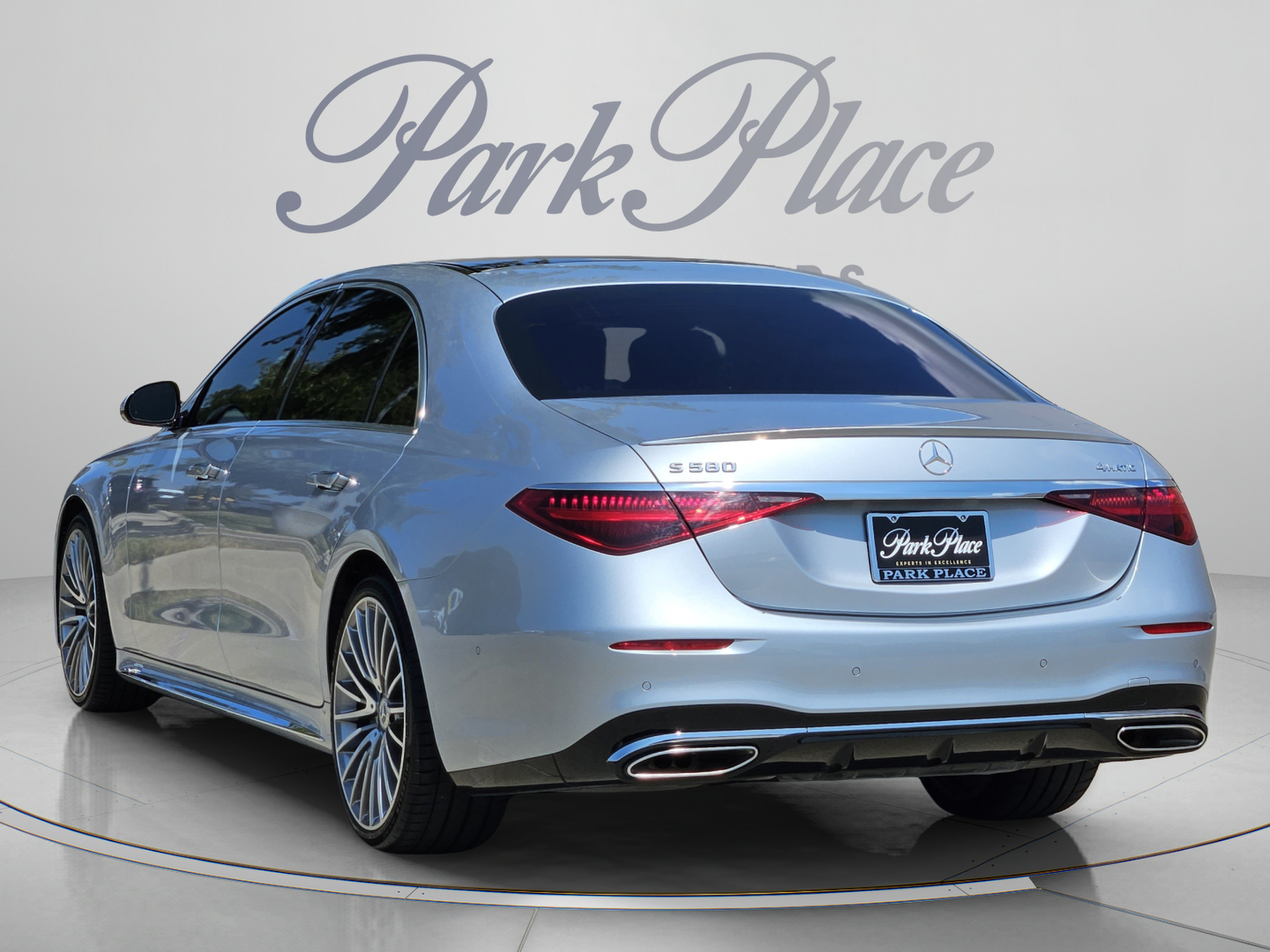 Certified 2024 Mercedes-Benz S 580 4MATIC Sedan image 3
