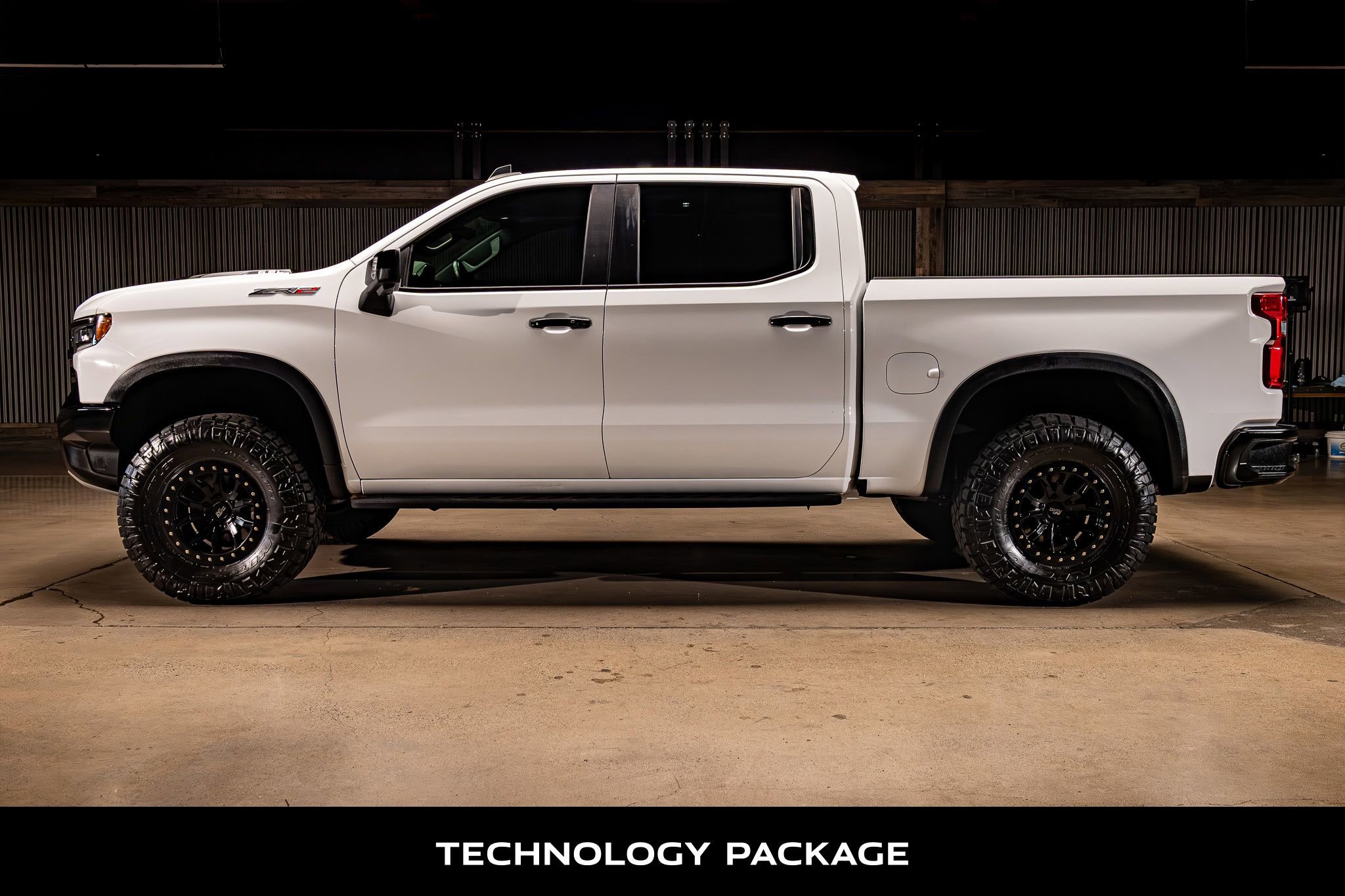 Used 2022 Chevrolet Silverado 1500 ZR2 w/ Technology Package image 5