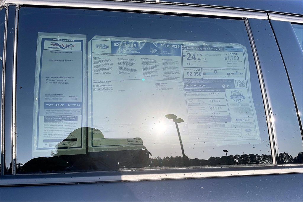 New 2026 Ford Explorer Active RWD image 13