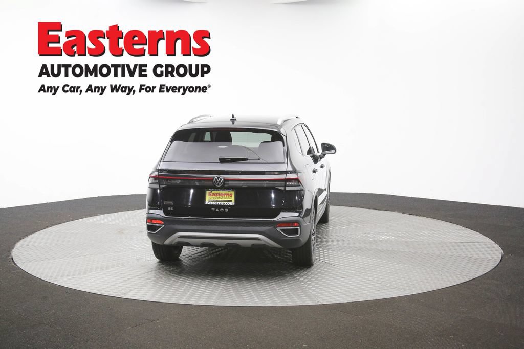 Used 2025 Volkswagen Taos SE FWD image 34