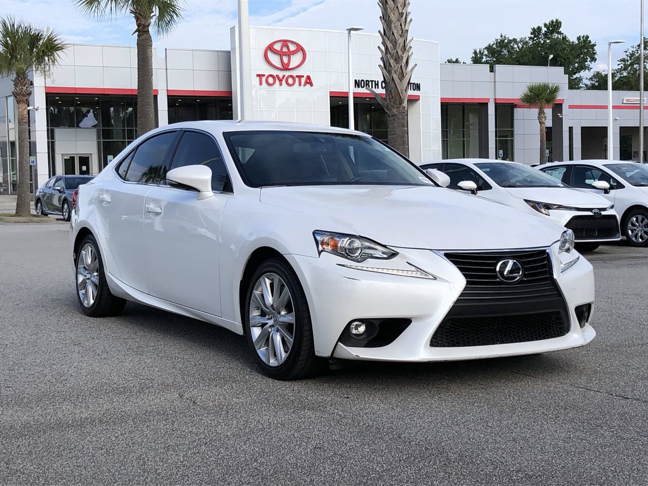 Used 2016 Lexus IS 200t RWD image 2
