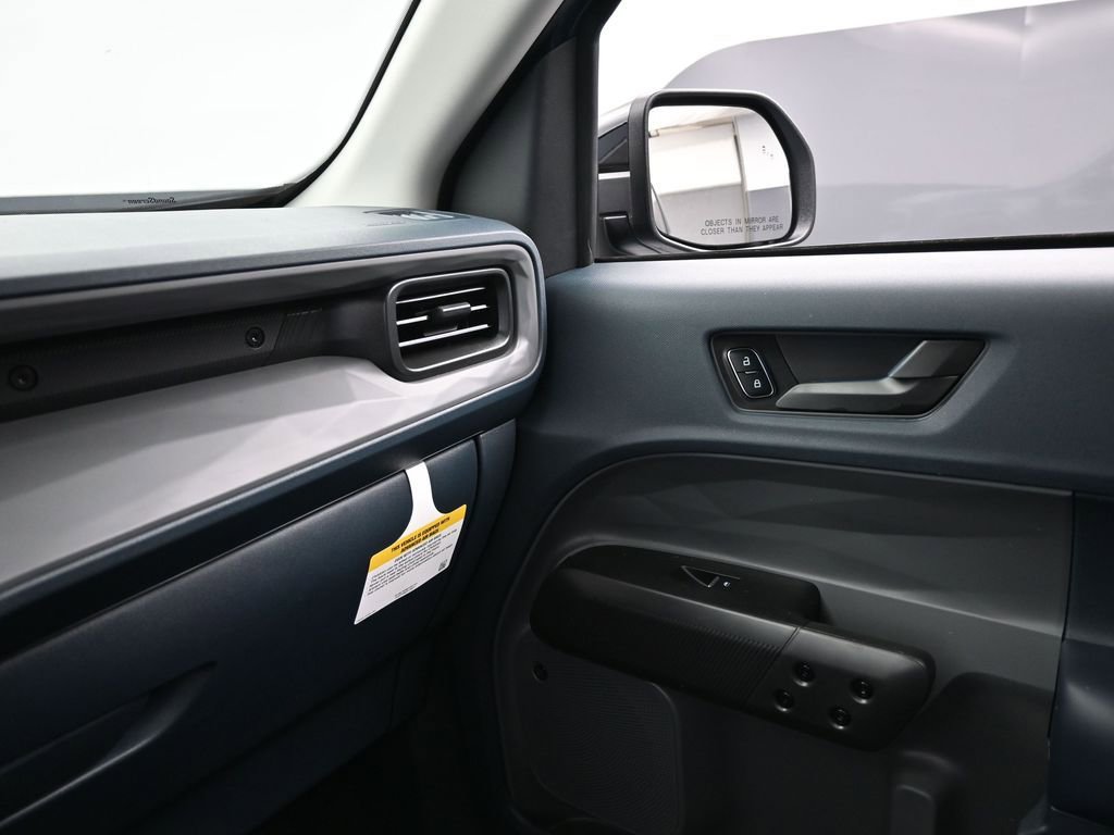 New 2025 Ford Maverick Lariat w/ Black Appearance Package image 28