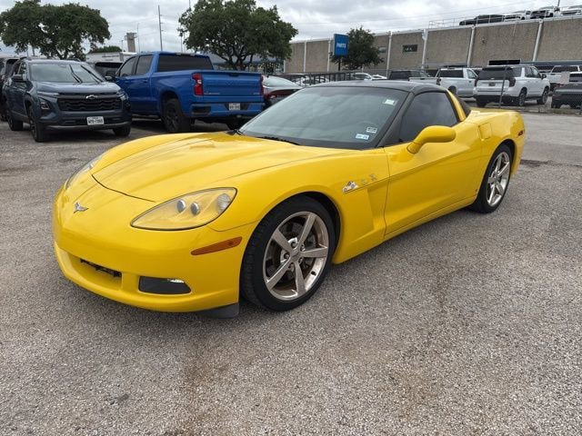 Used 2008 Chevrolet Corvette Coupe w/ Preferred Equipment Group RWD image 2