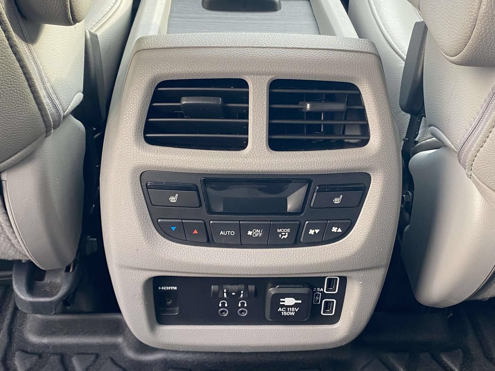 Used 2019 Honda Pilot Elite image 14