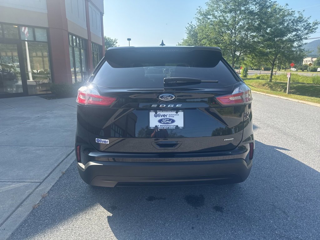 New 2024 Ford Edge SE image 6