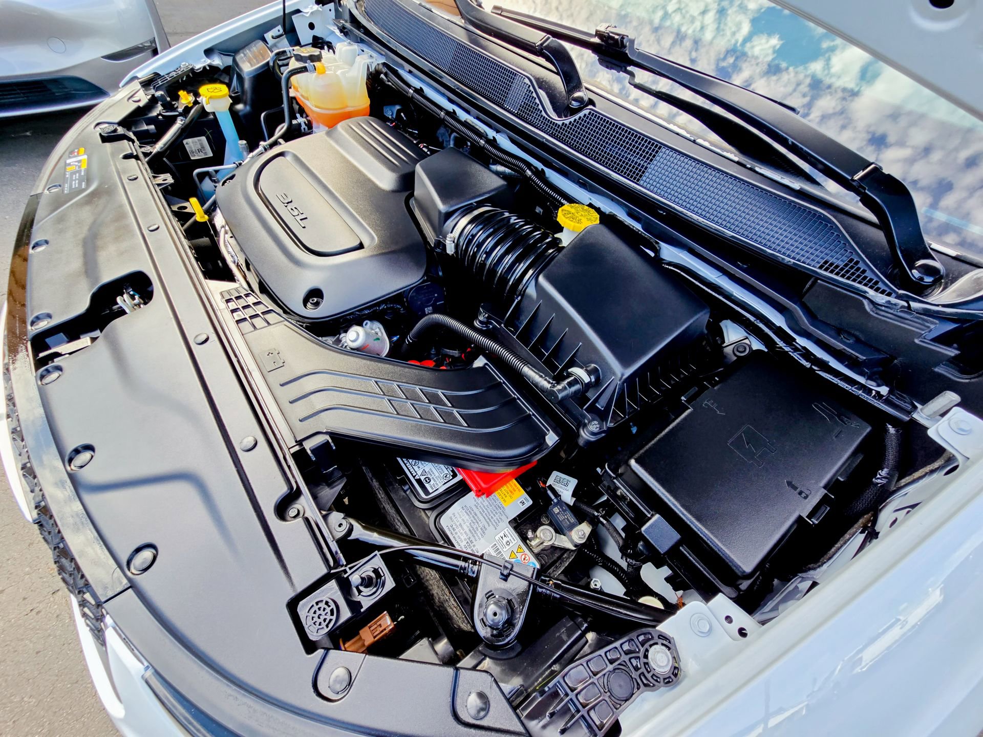 Used 2022 Chrysler Pacifica Touring-L image 36