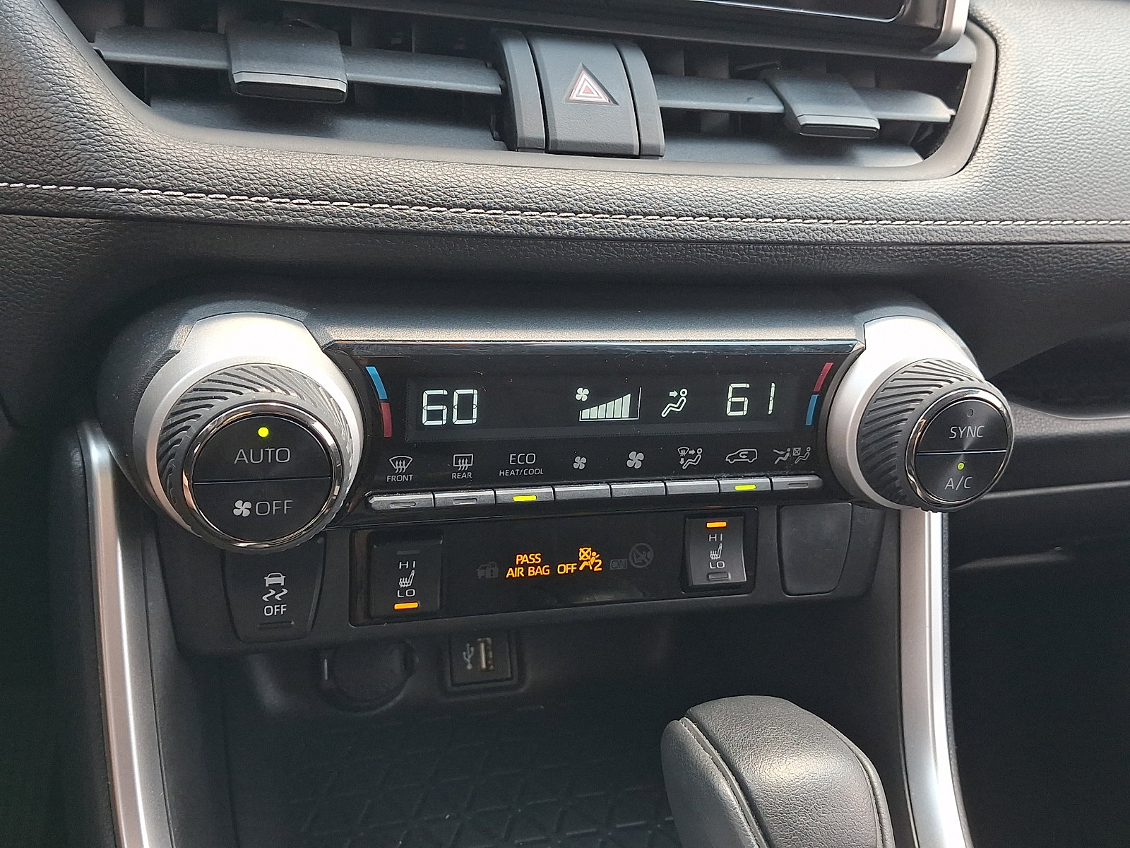 Used 2023 Toyota RAV4 XLE w/ XLE Grade Weather Package AWD/4WD image 14