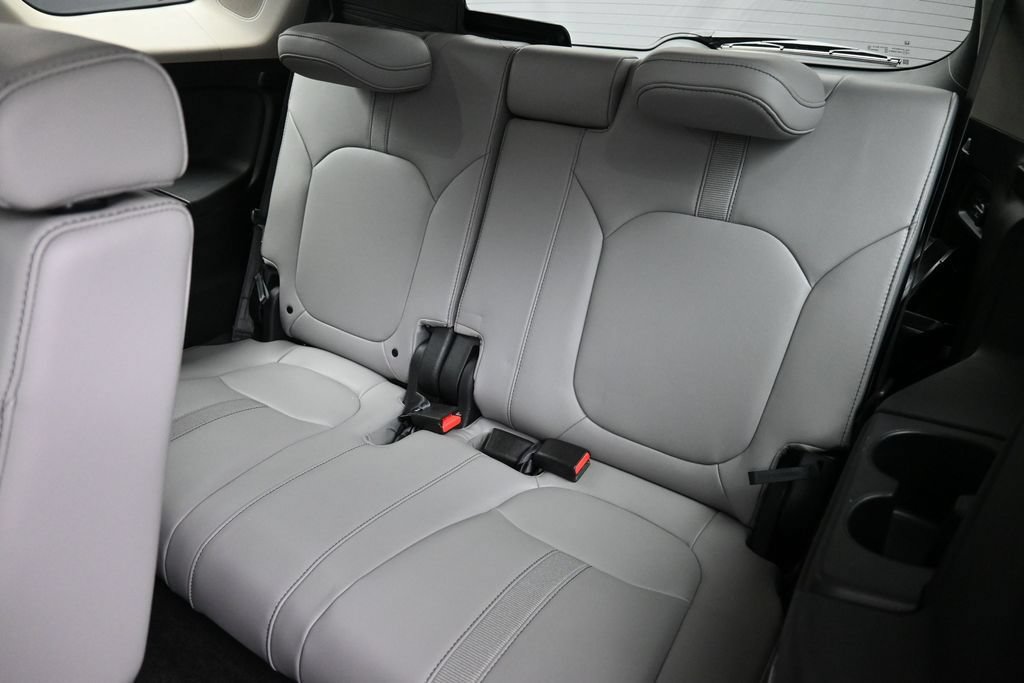 Certified 2023 Honda Pilot Touring image 25
