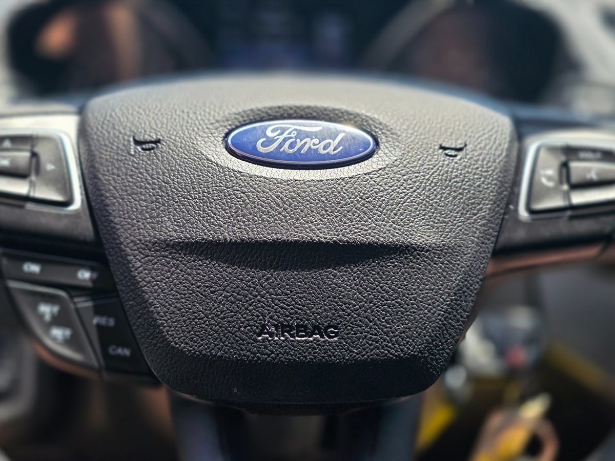 Used 2017 Ford Escape SE FWD image 31