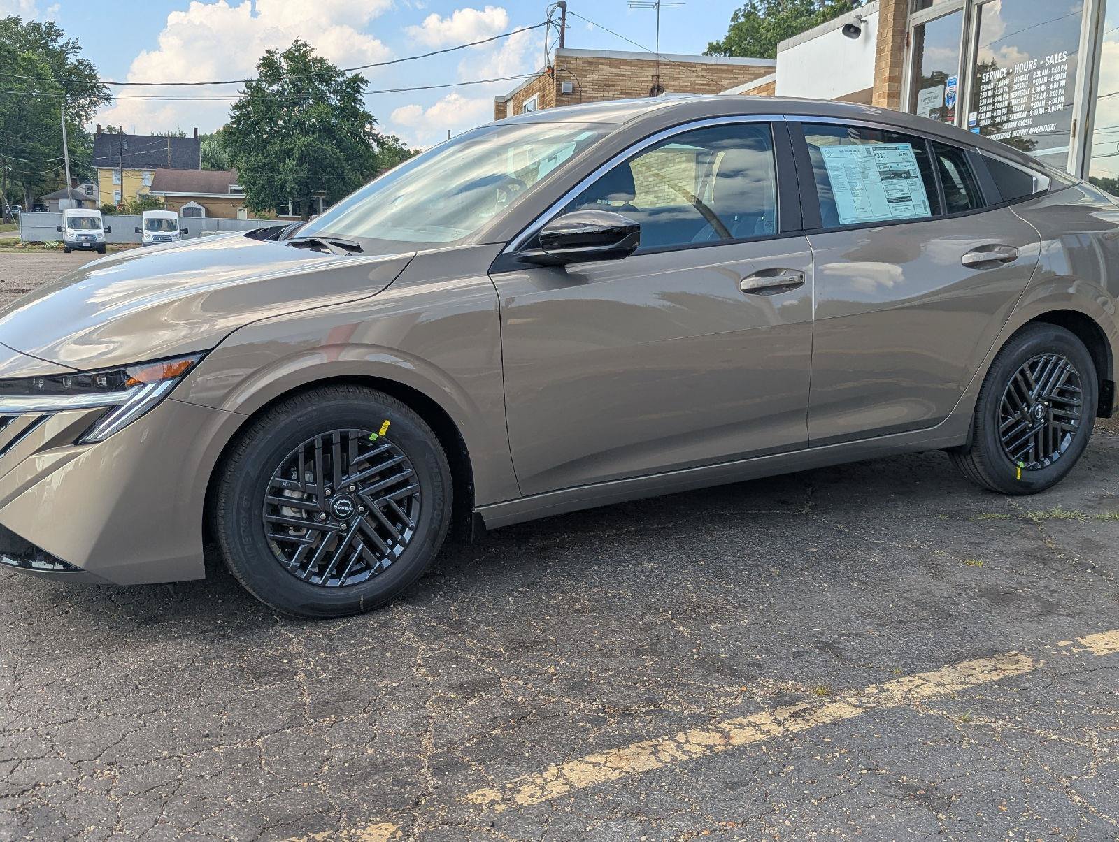 New 2026 Nissan Sentra SV w/ SV Convenience Package FWD image 3