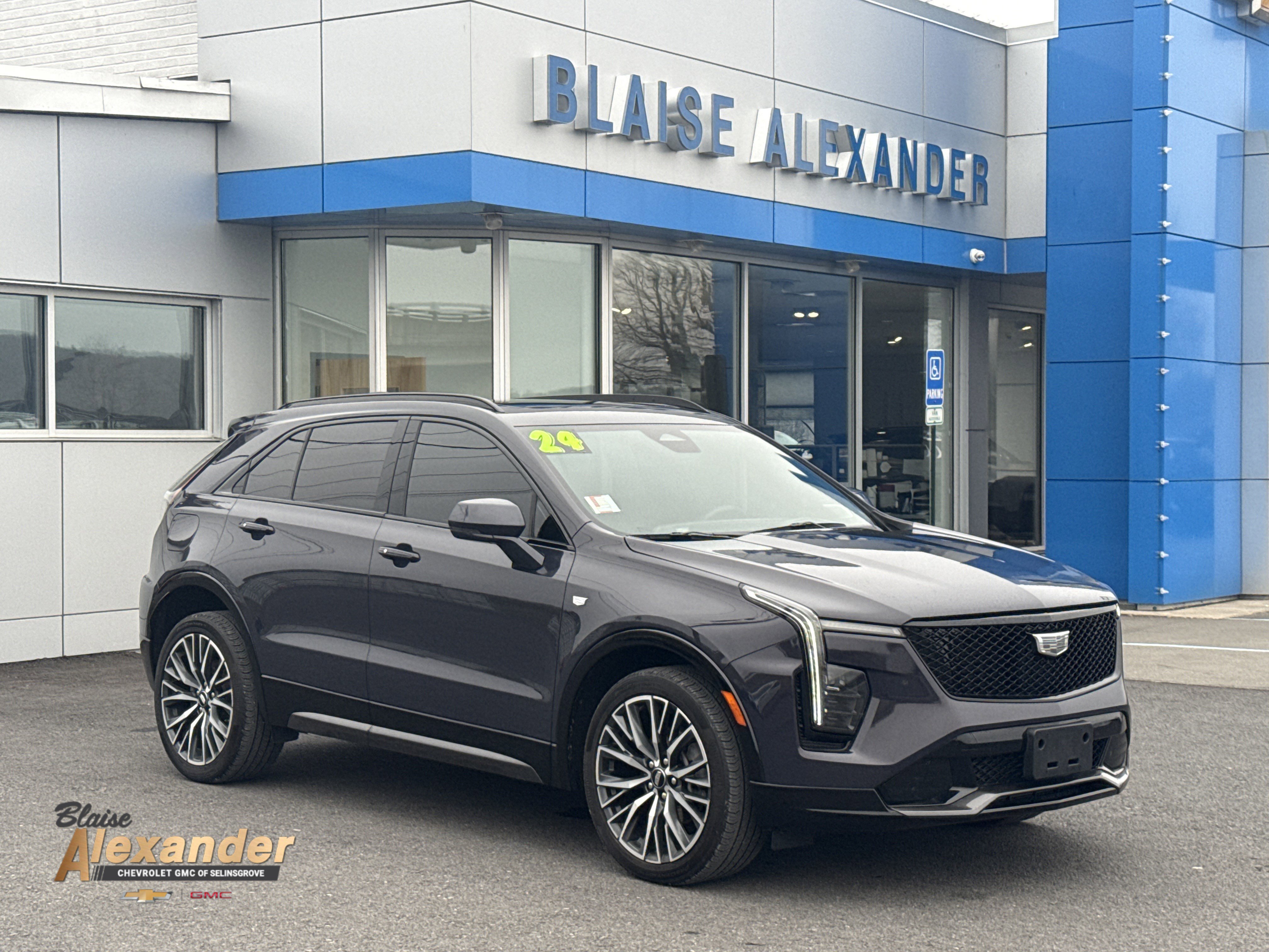 Used 2024 Cadillac XT4 Sport image 1