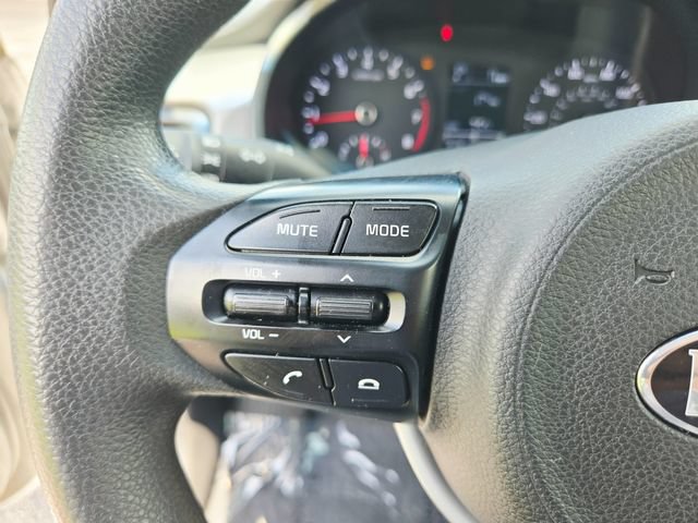 Used 2018 Kia Rio S FWD image 19