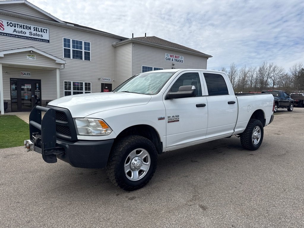 Used 2014 RAM 2500 ST AWD/4WD image 2